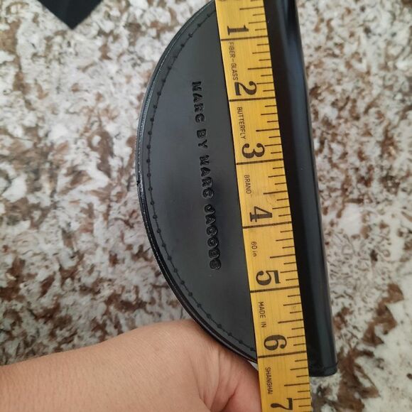 Black Clam Shell Marc By Marc Jacobs Glasses - Picture 7 of 7